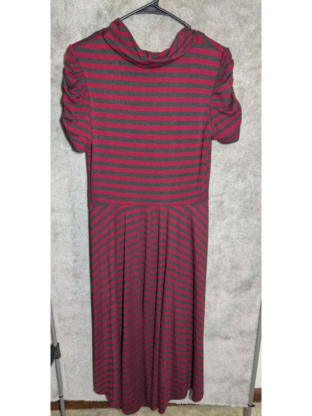 059 Amanda Lane Red Gray Striped Cowl Neck Dress Short Sleeve